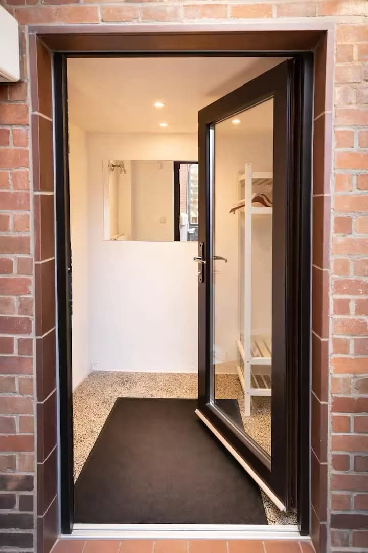Monteurwohnung Lüneburg – Innenansicht des möblierten Apartments